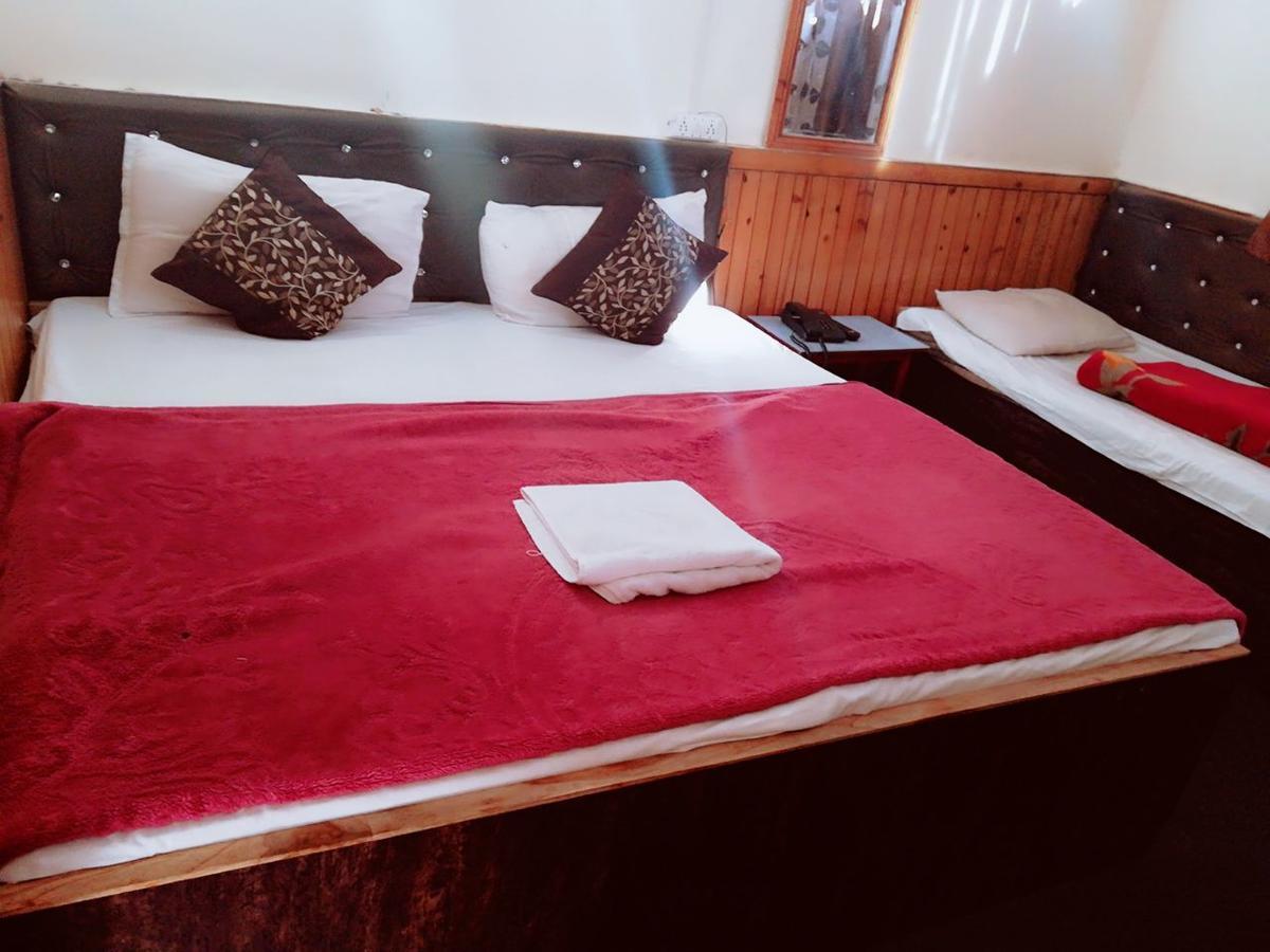 Goroomgo Luxury Stay Mall Road Nainital Exteriér fotografie